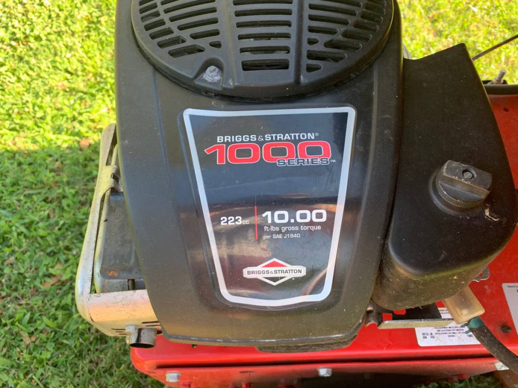 2016 Snapper Rear Engine 28 inch Riding Lawn Mower for sale RonMowers