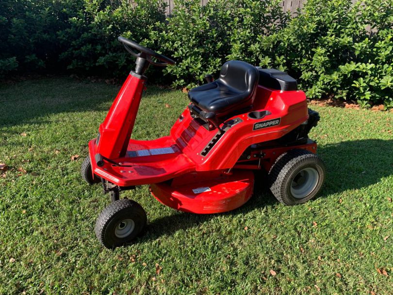 2016 Snapper Rear Engine 28 inch Riding Lawn Mower for sale 4 810x608 2016 Snapper Rear Engine 28 inch Riding Lawn Mower for sale