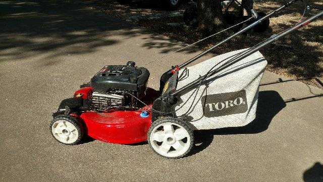 Toro Recycler 21038 lawn mower 22 inch Toro Recycler Rotary Self Propelled 22 Mower