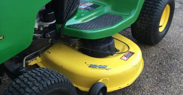 John Deere Hydrostatic Lawn Mower Model L110 Auto 08 375x195 John Deere Hydrostatic Lawn Mower Model L110 Auto