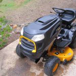 Poulan Pro 42 in 05 150x150 Poulan Pro Riding Lawn 42 Mower Briggs & Stratton 19 HP Engine