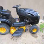 Poulan Pro 42 in 08 150x150 Poulan Pro Riding Lawn 42 Mower Briggs & Stratton 19 HP Engine