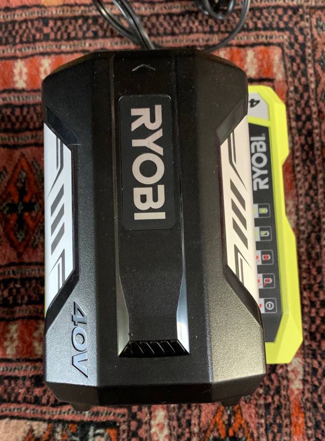 RYOBI RY40108 Lawn Mower 09 Used RYOBI 40 Volt Lawn Mower with Battery Charger