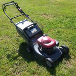 Honda HR215 Lawn Mower 12 150x150 Preowned Honda HR215 Masters Commercial Grade Hydrostatic Lawn Mower