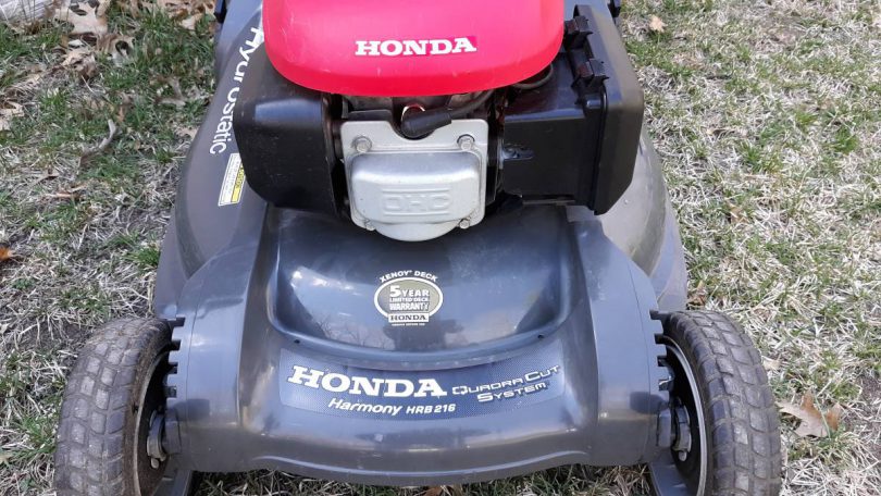 Honda Harmony HRB216 hydrostatic 7 810x456 Used Honda Harmony HRB216HXA hydrostatic lawn mower for Sale
