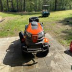 Husqvarna YT42DXLS 6 150x150 Used Husqvarna YT42DXLS 42 in Riding lawn mower for Sale