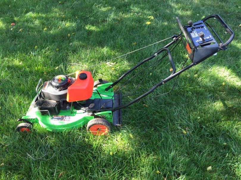 Lawn boy 22261 4 810x608 Lawn boy 22261 commercial DuraForce mowers for sale
