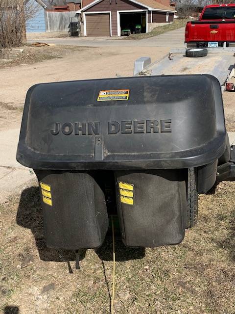 2017 John Deere Z540 Ztrak zero turn lawn mower 1 2017 John Deere Z540 Ztrak zero turn lawn mower with bagger and front weights