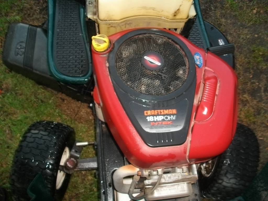 Craftsman LT1000 42 Inch 18HP Riding Lawn Mower RonMowers