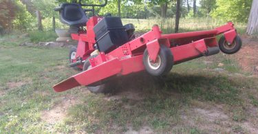 GRAVELY PROMASTER 300 4 375x195 Gravely Promaster 300 riding lawn mower for sale