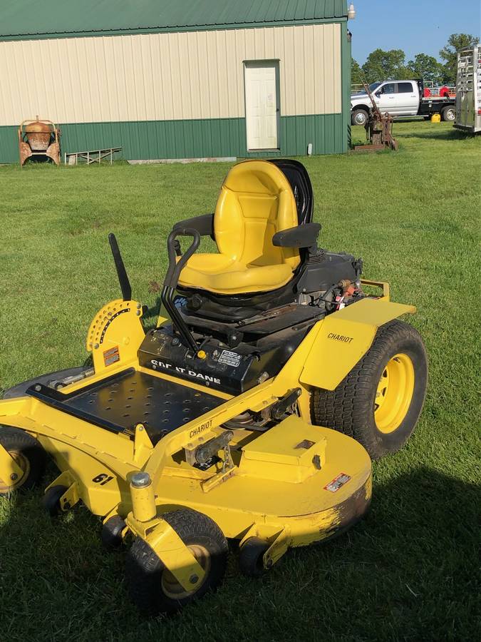 Great Dane 61 inch Riding Lawn Mower 2 Used Great Dane Chariot 61 inch Riding Lawn Mower  Ready to Mow