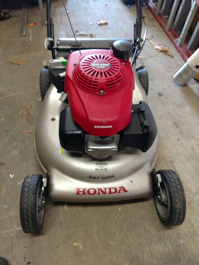 Honda HRR2 169VKA 4 Honda HRR2 169VKA self propelled lawn mower for Sale