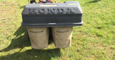 Honda ht3813 riding lawn mower 02 375x195 Honda HT3813 riding lawn mower for sale