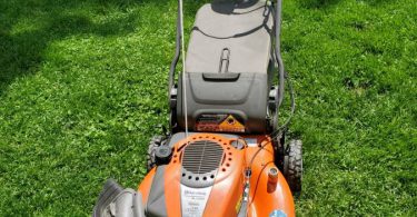 Husqvarna AWD Self propelled Gas Lawn Mower and bagger 4 375x195 Husqvarna AWD Self propelled Gas Lawn Mower and bagger