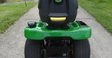John Deere X350 riding mower 09 375x195 John Deere X350 riding mower pristine condition