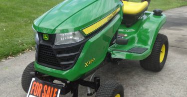 John Deere X350 riding mower 12 375x195 John Deere X350 riding mower pristine condition
