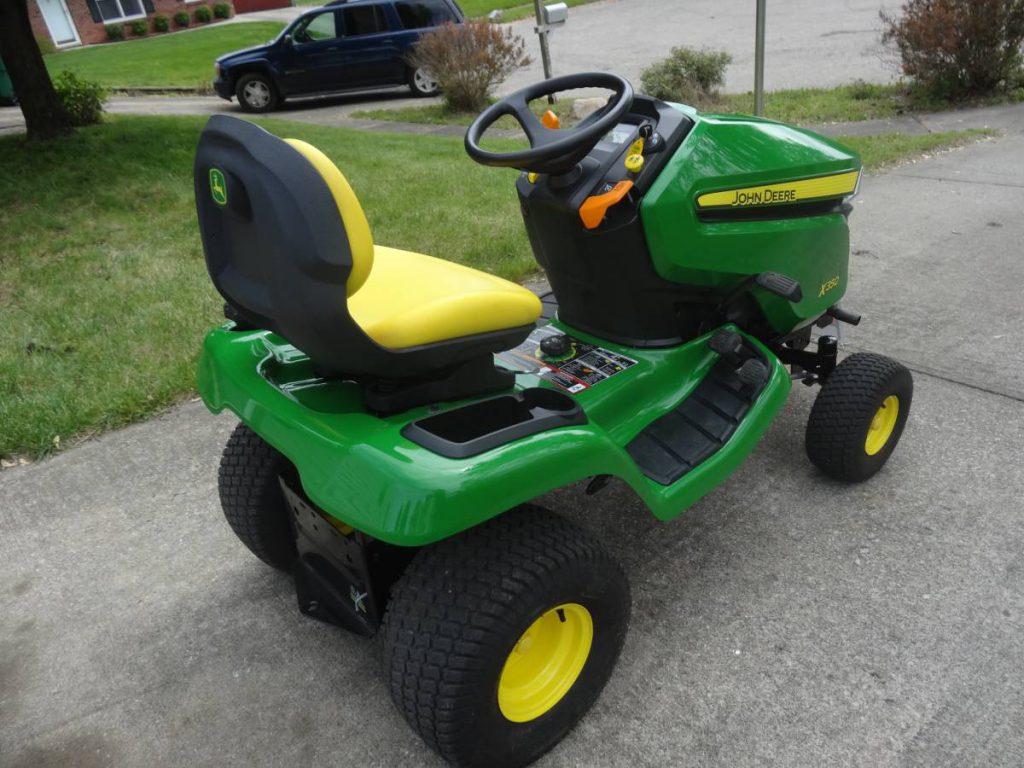 John Deere X350 riding mower pristine condition RonMowers