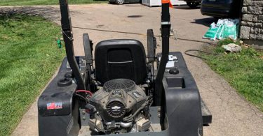Swisher zero turn radius mower 2 375x195 Swisher 66 Inch zero turn radius riding mower ZTR2766BS for Sale