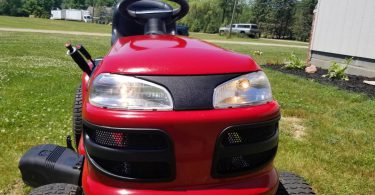 Craftsman DLT 3000 03 375x195 2004 Craftsman DLT 3000 42 Cut Lawn Tractor