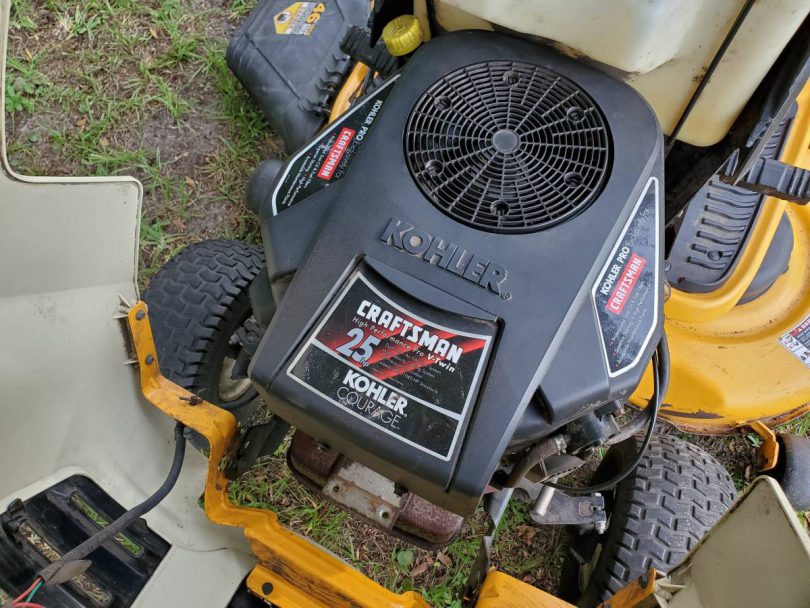 Cub Cadet LTX1045 3 810x608 Cub Cadet LTX1045 46 inch 25 HP Riding Lawn Mower for Sale