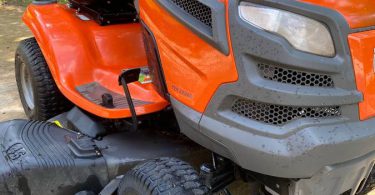 Husqvarna YTH22V42 6 375x195 Used Husqvarna YTH22V42 42 22HP Riding Lawn Mower