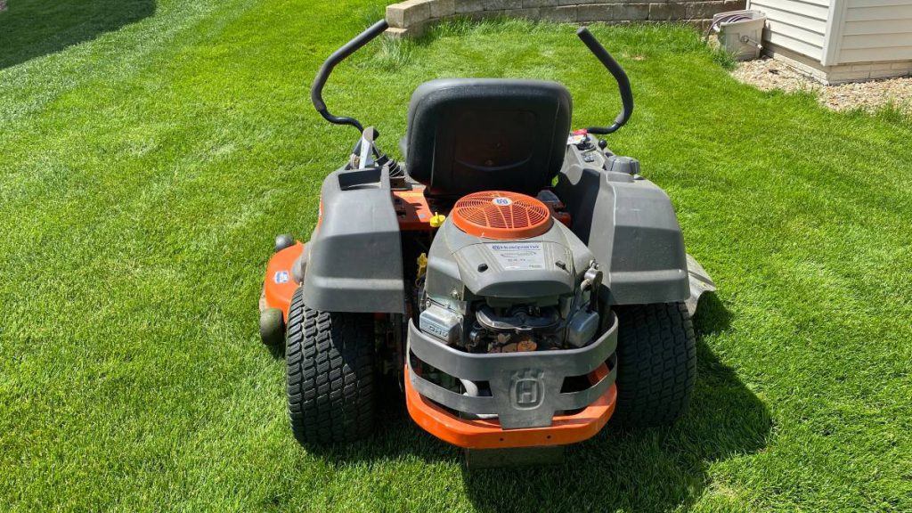 Husqvarna Z254 Hydrostatic Zero Turn Lawn Mower for sale RonMowers