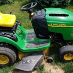 John deere L100 riding lawn mower 4 150x150 John Deere L100 17hp Riding Mower for Sale