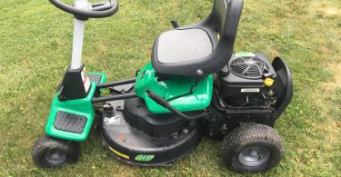 Weed eater 26 inch riding lawn mower 6 375x195 Weed Eater WE ONE 26 inch riding lawn mower for sale in good running condition