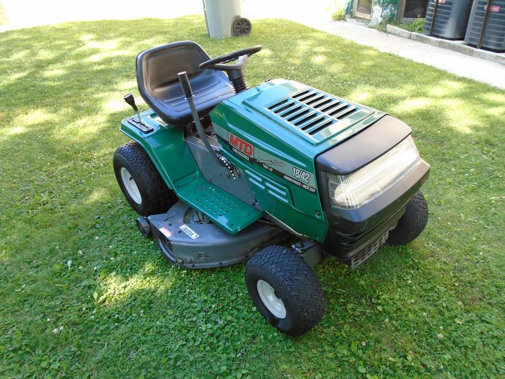 Mtd Hp 42 Speed Riding Lawn Mower Tractor W Bagging System In Great