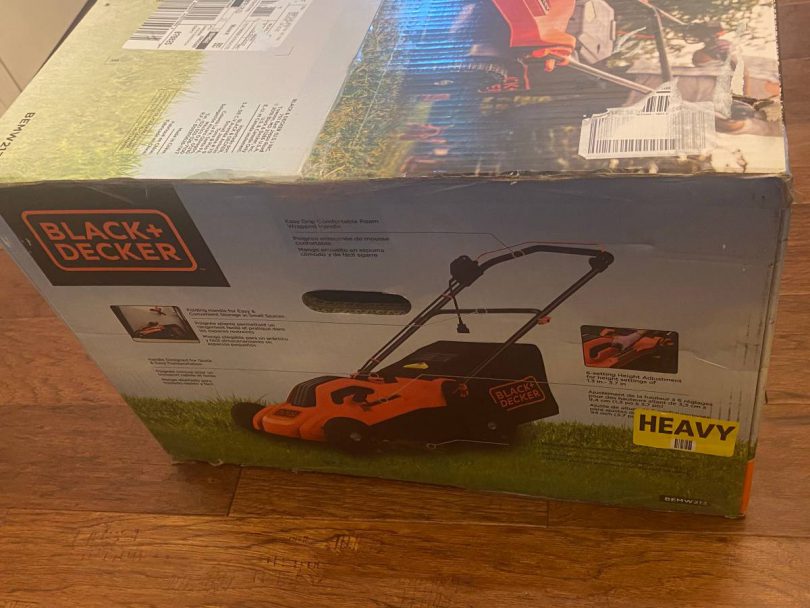 BEMMW213 Electric Corded Lawn Mower 1 810x608 New in The Box Black and Decker BEMW213 Electric Corded Lawn Mower