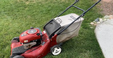 Craftsman 9173765512 375x195 Craftsman 917376551 21 inch Self Propelled Lawn Mower with Bagger