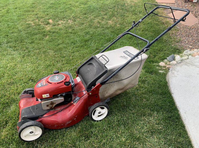 Craftsman 9173765512 810x603 Craftsman 917376551 21 inch Self Propelled Lawn Mower with Bagger