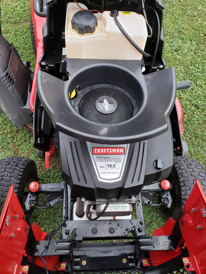 Craftsman T2200 Riding Lawn Mower 06 2015 Craftsman T2200 riding lawn mower with 2 bag for sale