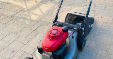 Honda HRN216VKA42 375x195 Used Honda HRN216VKA4 21 in. 3 in 1 Self Propelled Lawn Mower