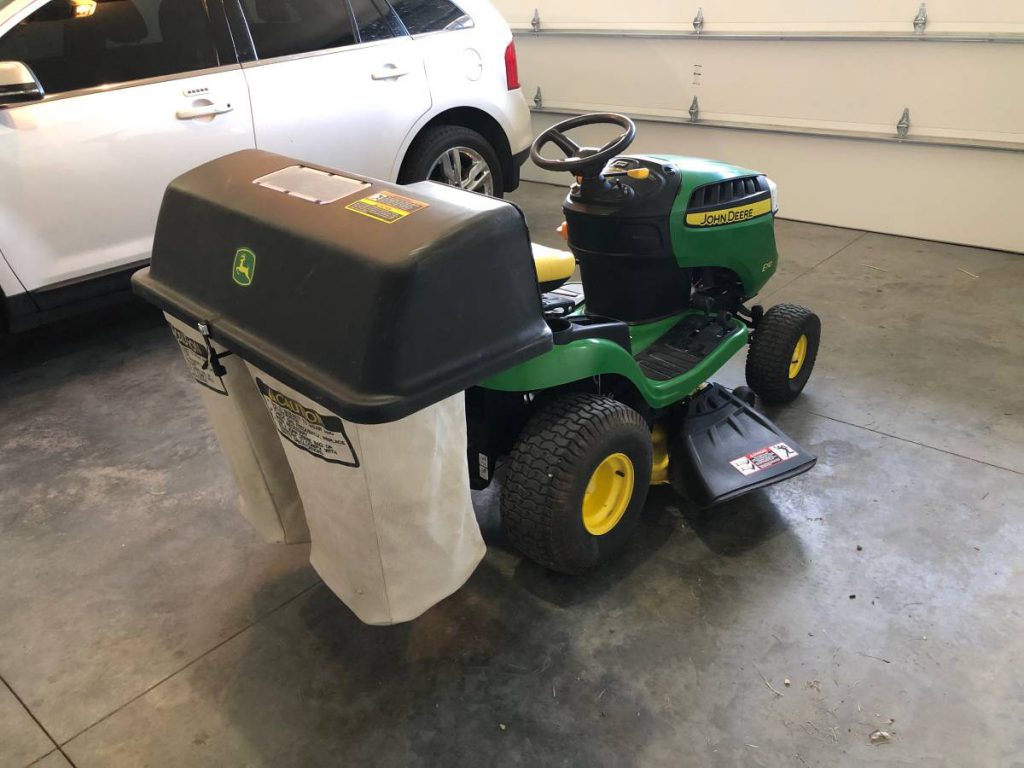 John Deere E110 2018 Riding Lawn Mower for Sale RonMowers