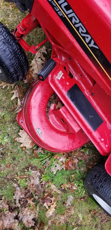 Murray 13 hp 38 inch riding mower 02 Murray 13 hp 38 inch riding lawn mower with bagger and snowblower