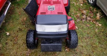 Murray 13 hp 38 inch riding mower 04 375x195 Murray 13 hp 38 inch riding lawn mower with bagger and snowblower