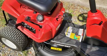 Troy Bilt TB 30 riding Lawn Mower 07 375x195 Troy Bilt 30 inch 6 Speed Riding Lawn Mower TB30 Like New