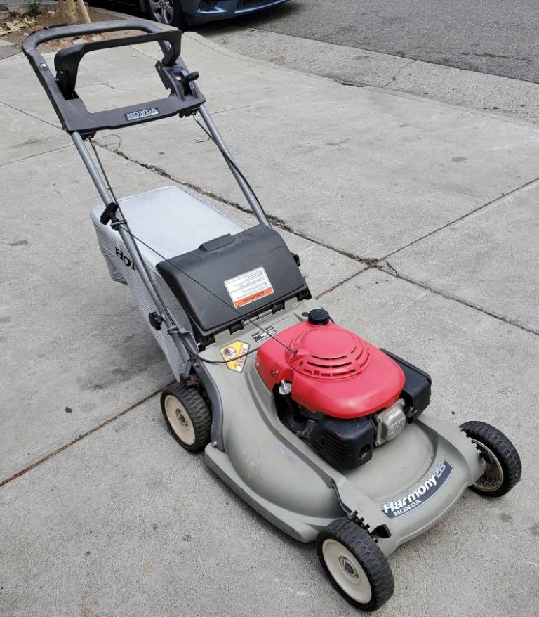 Used Honda Lawn Mower HRM215EK RonMowers