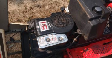 Simplicity riding lawn mower 375x195 36 inch Simplicity Regent 4211 riding lawn mower