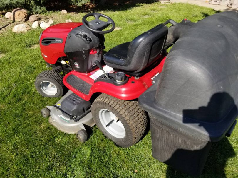 00F0F 8CuvQwjPtCr 0CI0t2 1200x900 810x608 Craftsman DGS6500 riding mower with bagger   $1,400 (Fort colli