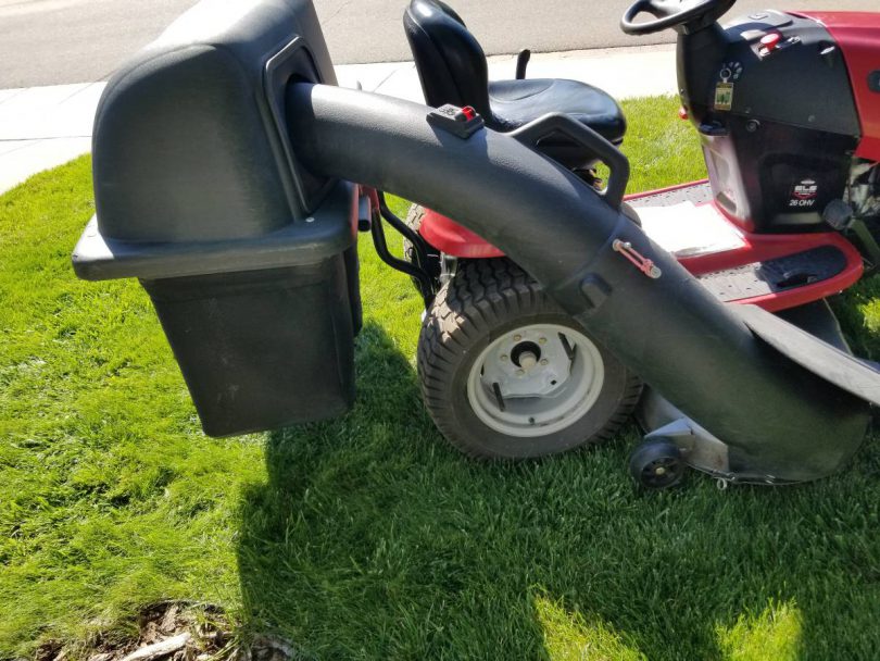 00f0f 592woJiAL1l 0CI0t2 1200x900 810x608 Craftsman DGS6500 riding mower with bagger   $1,400 (Fort colli