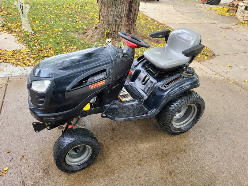 00k0k baqbgUwFujG 0CI0t2 1200x900 810x608 Craftsman GT6000 riding lawn mower for sale