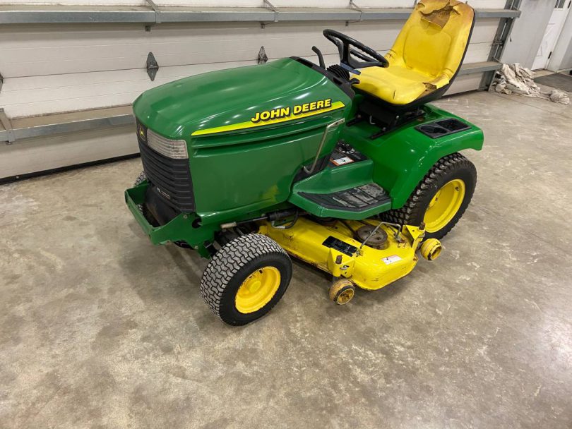 00W0W 2k1uqJIZKde 0CI0t2 1200x900 810x608 1994 John Deere 345 48 inch Riding Lawn Mower