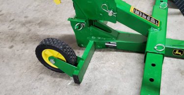 00x0x dm2czGx3P84 0t20CI 1200x900 375x195 John Deere XD Mower Lift in excellent used condition