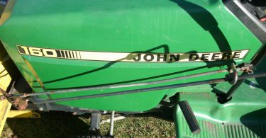 00f0f 3KcEkmgsWHH 0CI0t2 1200x900 375x195 John Deere 160 riding mower lawn tractor with snow blower