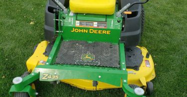 00606 iL9aw115m0Tz 0t20CI 1200x900 375x195 John Deere Z435 riding lawn mower in excellent condition