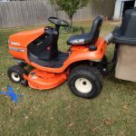 00F0F 6LeSC0Zz5h3 0CI0t2 1200x900 150x150 Used Kubota T1670 Riding Mower 40 cut with a Leaf and Grass Bagger attachment