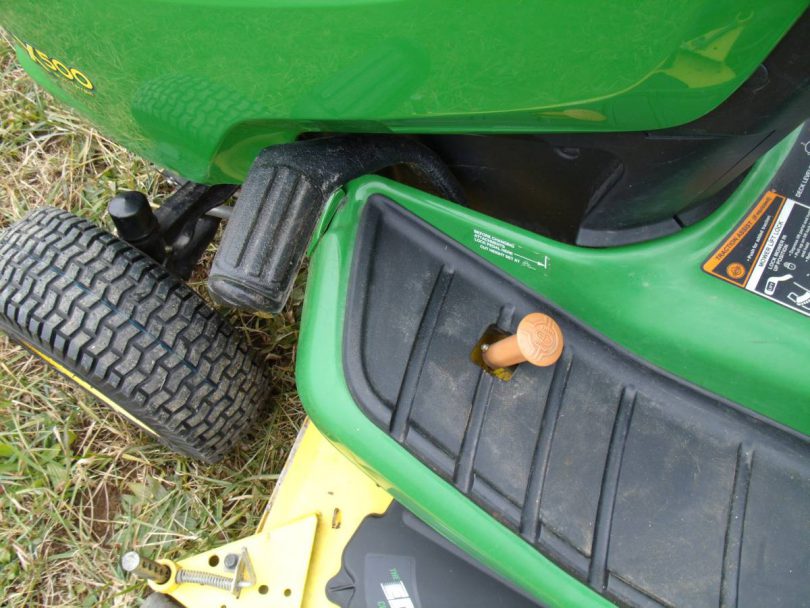 00I0I jhTC9nk6mvzz 0CI0t2 1200x900 810x608 Used John Deere X500 Ride on Mower for Sale