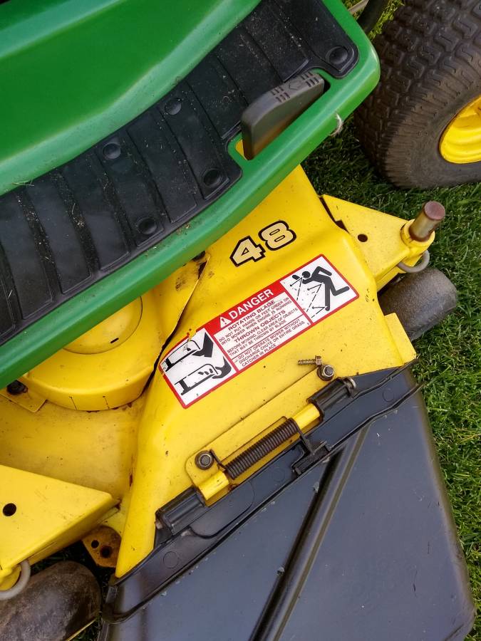 00U0U fb1p5y8AgJU 0lM0t2 1200x900 Used John Deere LX188 riding lawn mower for sale